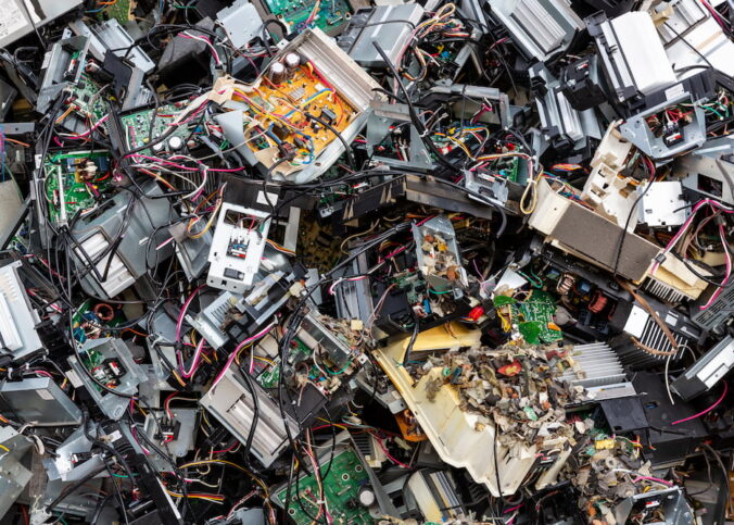 Soluções para o gerenciamento de resíduos industriais eletroeletrônicos 